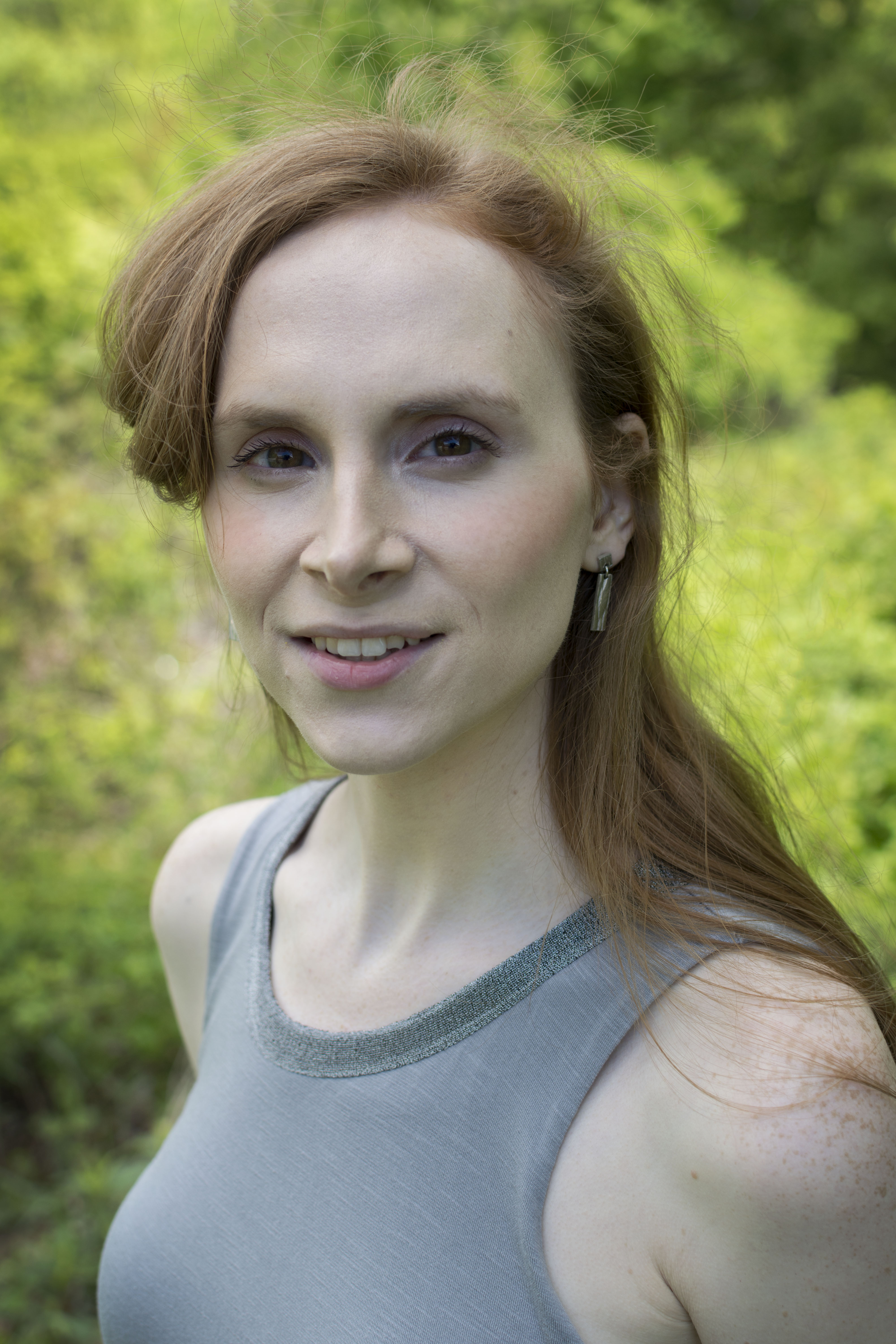 Dannielle Comp Headshot